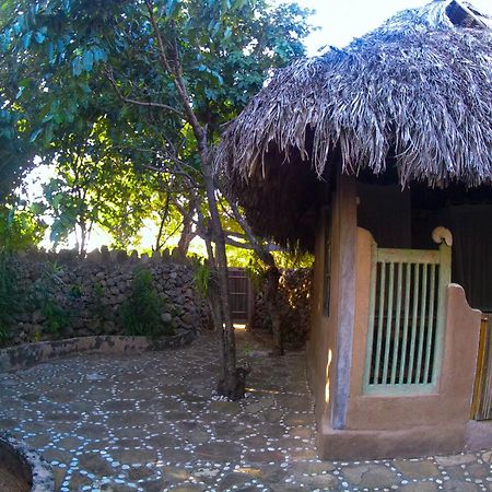 Utopia Rote Lodge Nembrala Εξωτερικό φωτογραφία