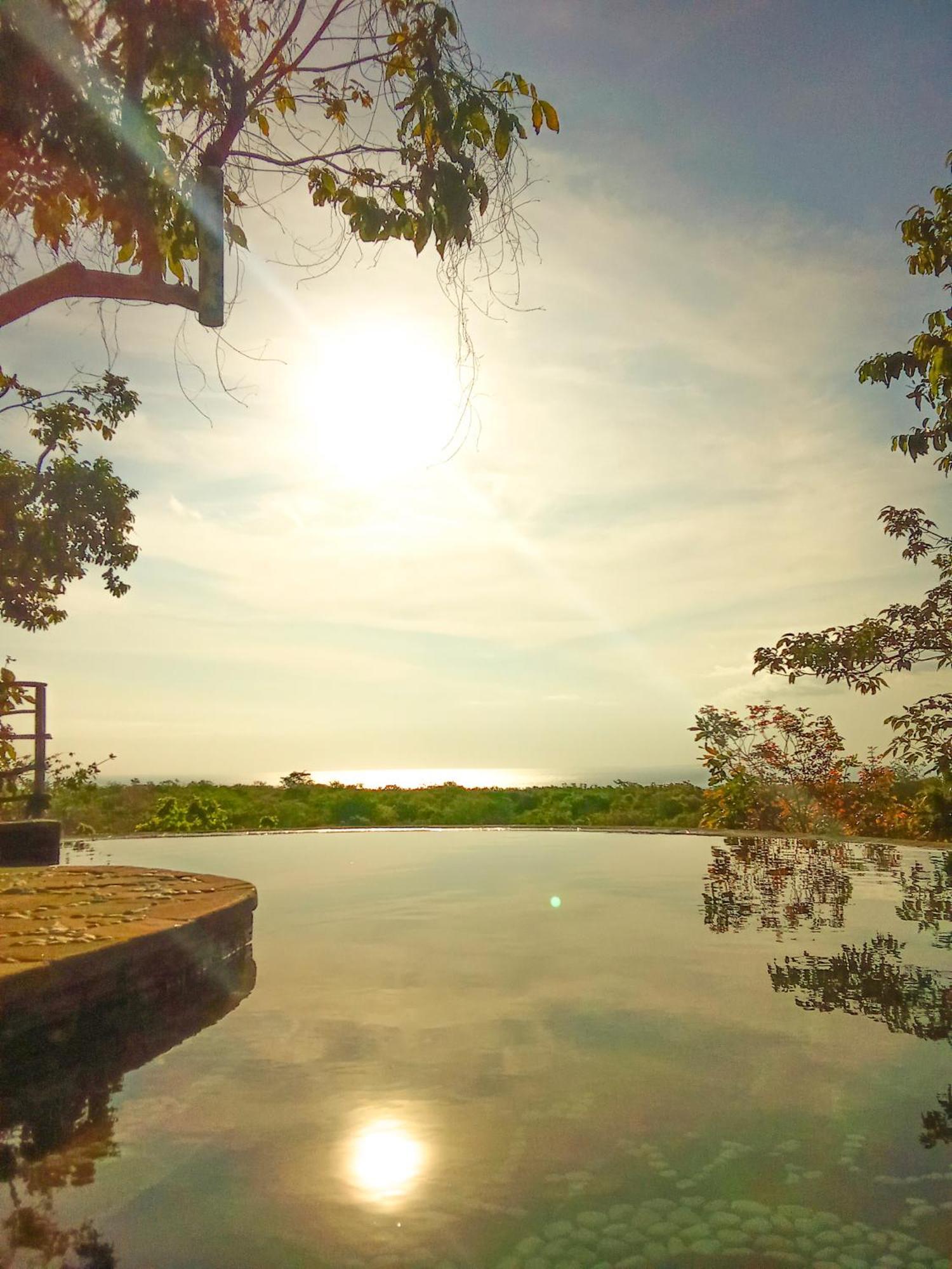 Utopia Rote Lodge Nembrala Εξωτερικό φωτογραφία