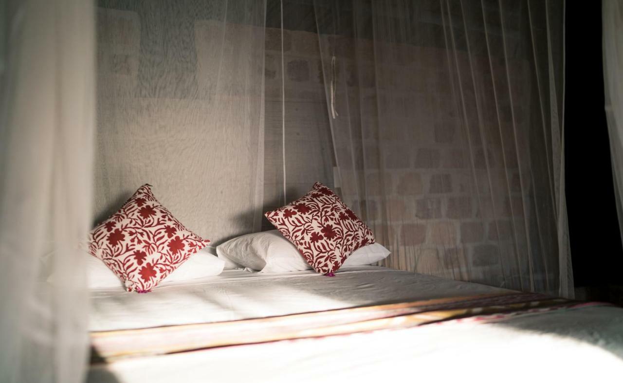 Utopia Rote Lodge Nembrala Εξωτερικό φωτογραφία
