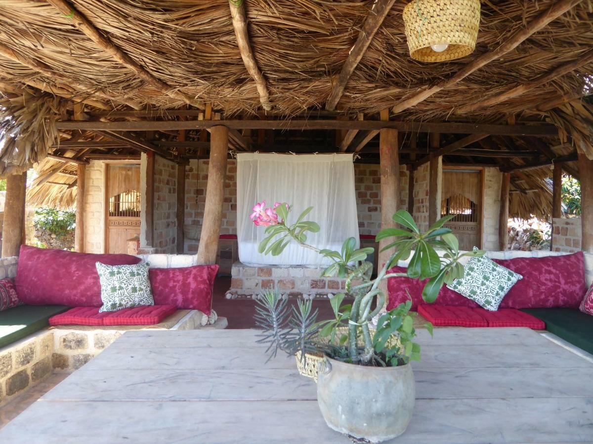 Utopia Rote Lodge Nembrala Εξωτερικό φωτογραφία