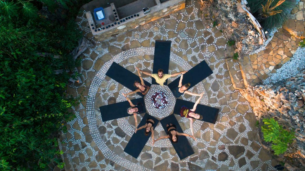 Utopia Rote Lodge Nembrala Εξωτερικό φωτογραφία