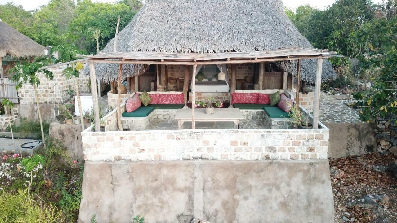 Utopia Rote Lodge Nembrala Εξωτερικό φωτογραφία